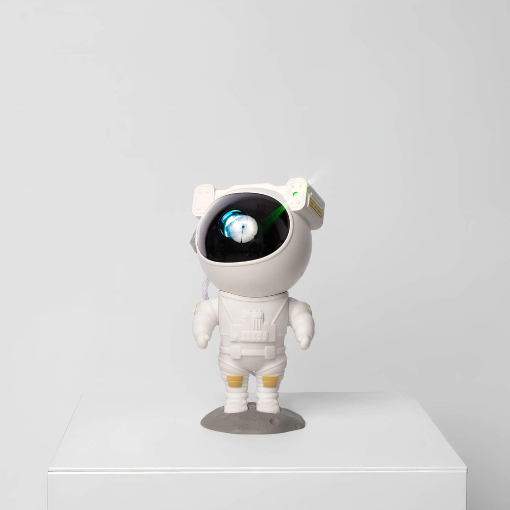 Astronaut Star Projector | Tilting Head, Nebula Wash
