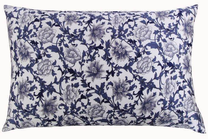 Bedside Pillowcase Mulberry Hypoallergenic with Envelope Closure
