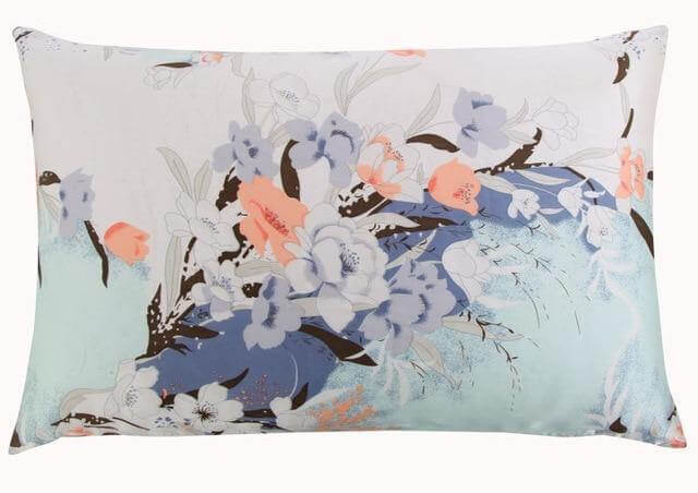 Bedside Pillowcase Mulberry Hypoallergenic with Envelope Closure