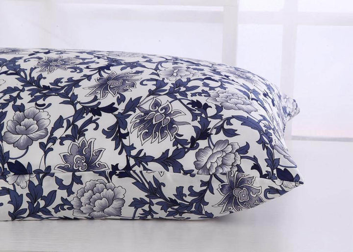 Bedside Pillowcase Mulberry Hypoallergenic with Envelope Closure