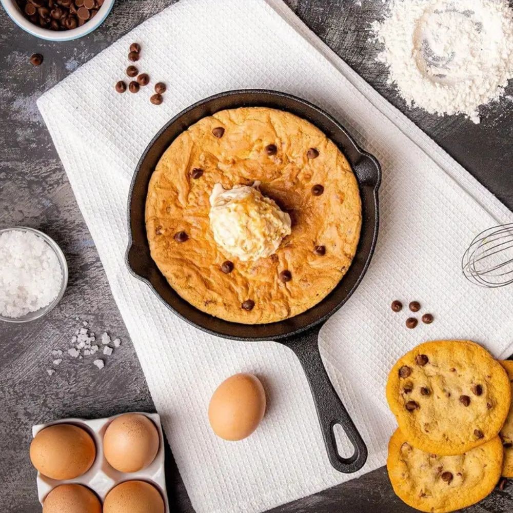 Cast Iron Pan Round Induction Compatible Textured with Two Pouring Spouts
