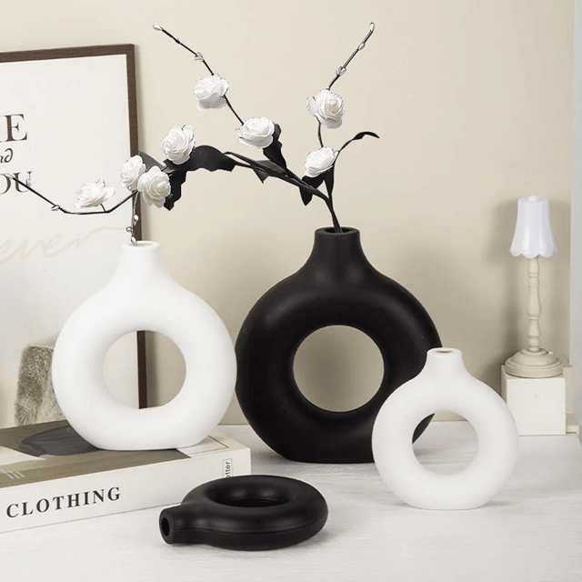 Donut Flower Vase Circle Shaped Matte Plastic with Sculptural Design