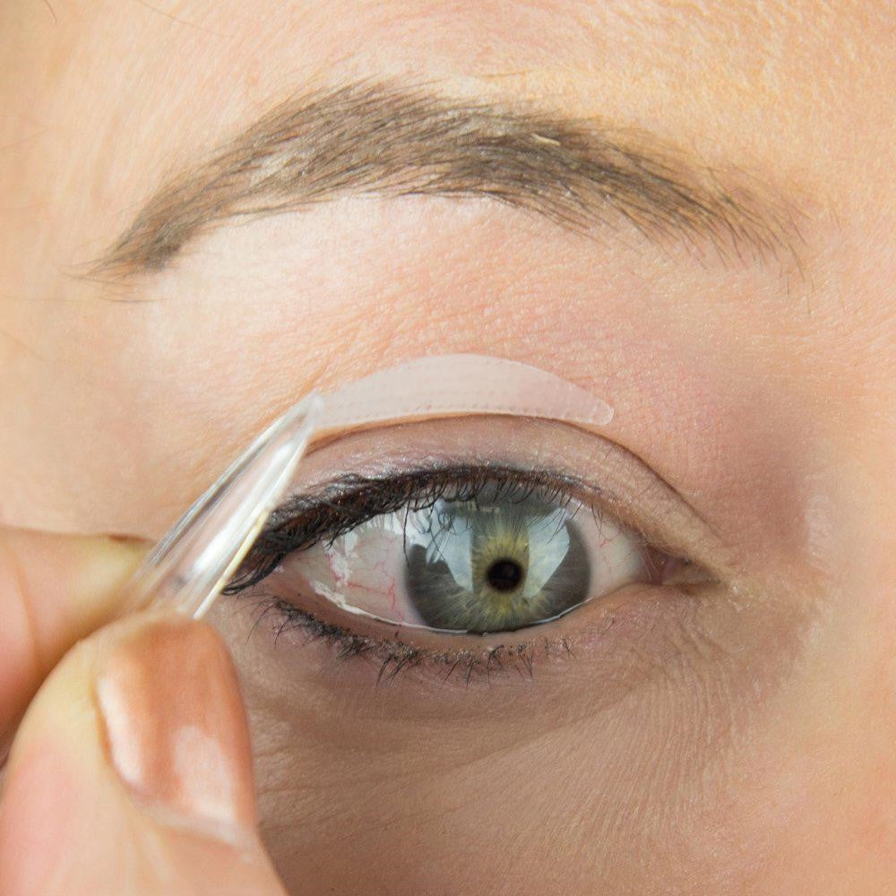 Eyelid Lift Tape 100 Strips | Invisible, Latex-Free & Hypoallergenic | Reusable Up To 50 Times, No Surgery Needed