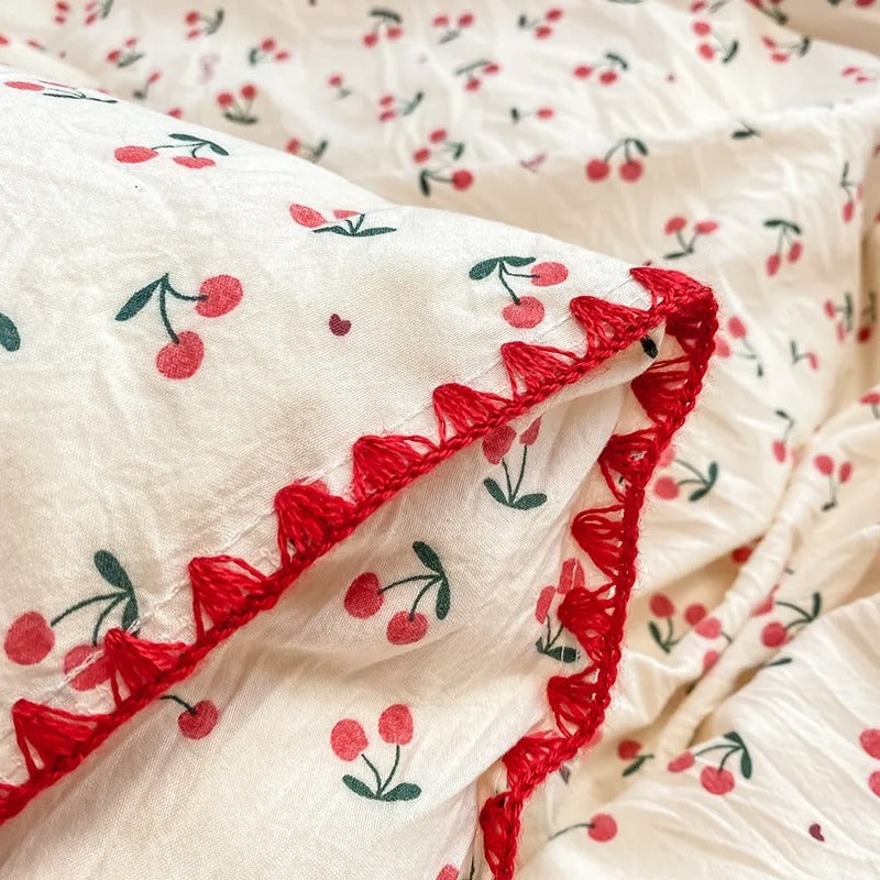 Floral Print Bedding Set | Duvet Cover, Bed Sheet &amp; Pillowcases | Machine Washable Woven Fabric, 4 Sizes, 6 Colours