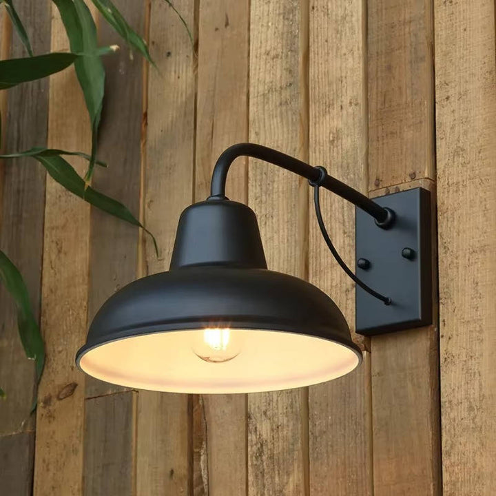 Outdoor Barn Wall Light | Thick Metal Arm, E26/E27 Bulb Socket | Weatherproof Seal, Dust Resistant, Wall Mount