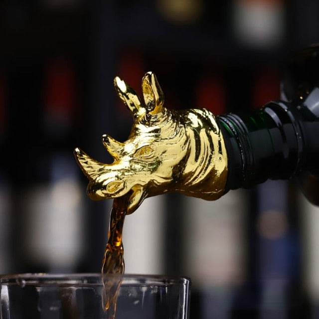 Red Wine Pourer | Sculpted Animal Head Bottle Spout