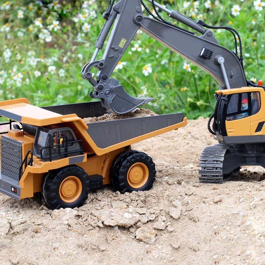 Remote Control Excavator Truck | 3 Motors, Metal Attachments, 11 Channel Control | Rubber Tracks for Outdoor Terrain