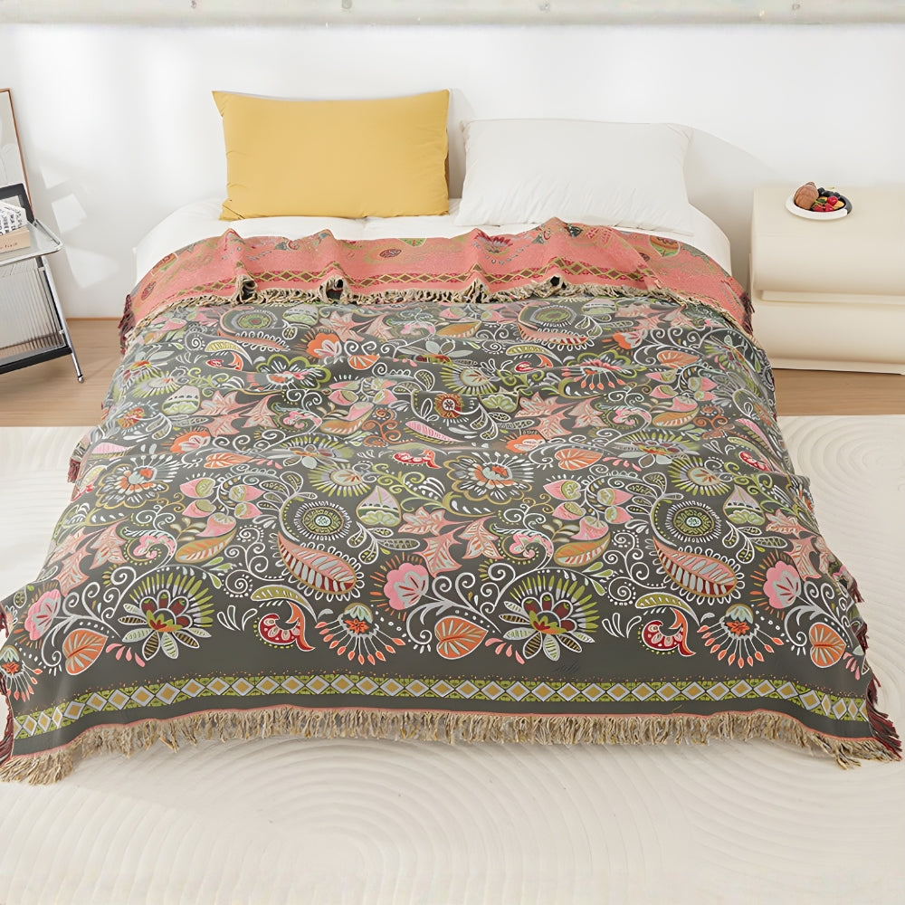 Reversible Throw Blanket 150x200cm & 200x230cm | Autumn Leaf Pattern, Tasseled Edges | Two Looks, One Washable Blanket