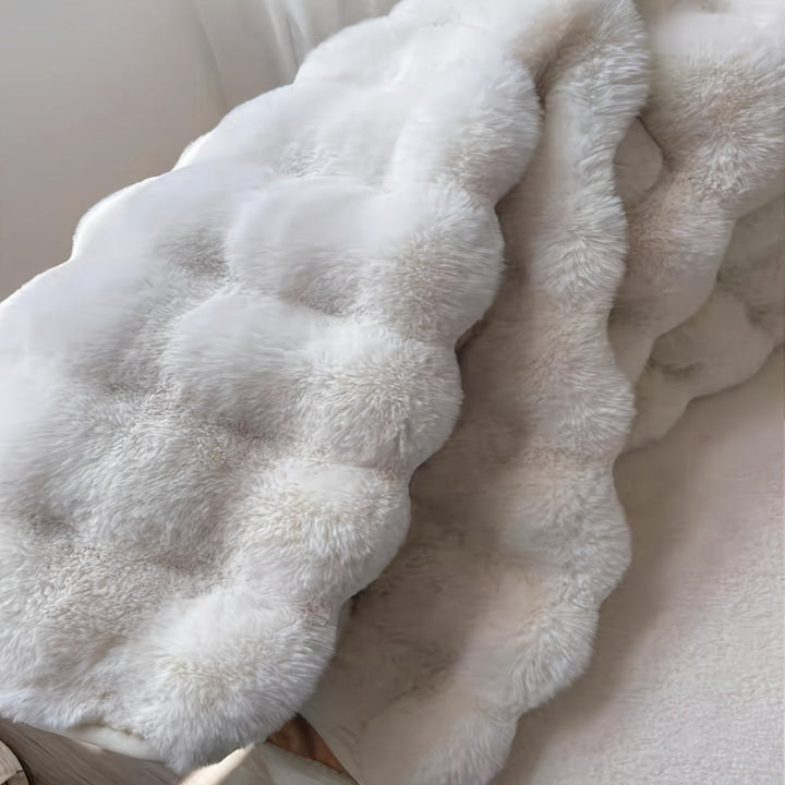 Round Bubble Rug | Raised Puff Grid, Deep Soft Pile