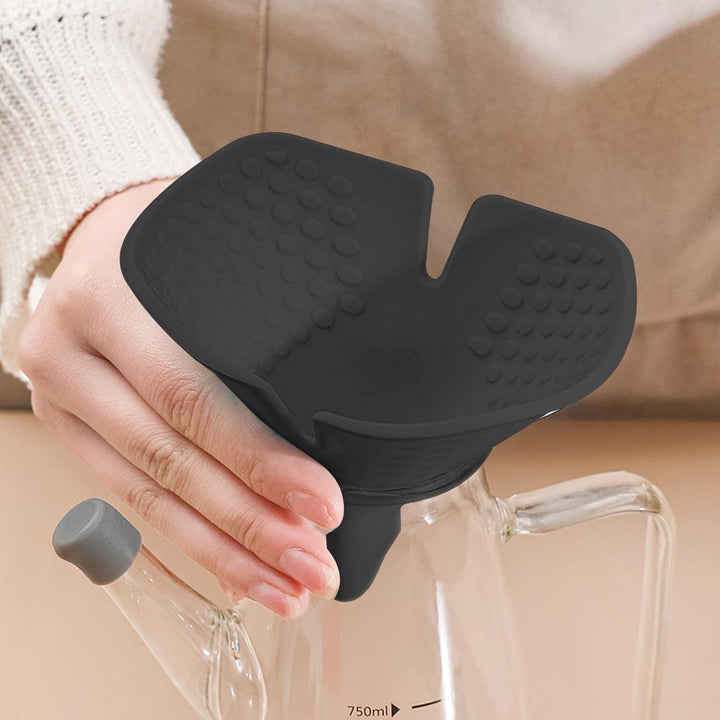 Silicone Handle Cover Heat Resistant Tear-Resistant with Non-Slip Grip
