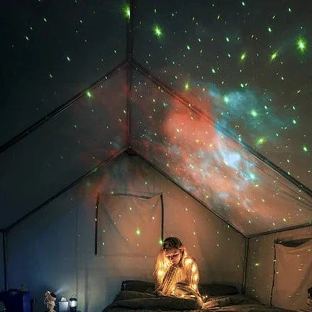 Star Projector with Astronaut Design | 8 Colour Modes, Remote Control &amp; Auto Timer | USB Powered, Rotatable Helmet