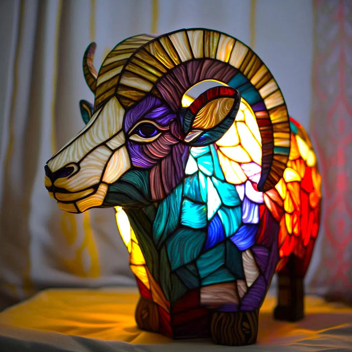 Table Animal Lamp | Faceted Wolf Head, Warm Inner Glow