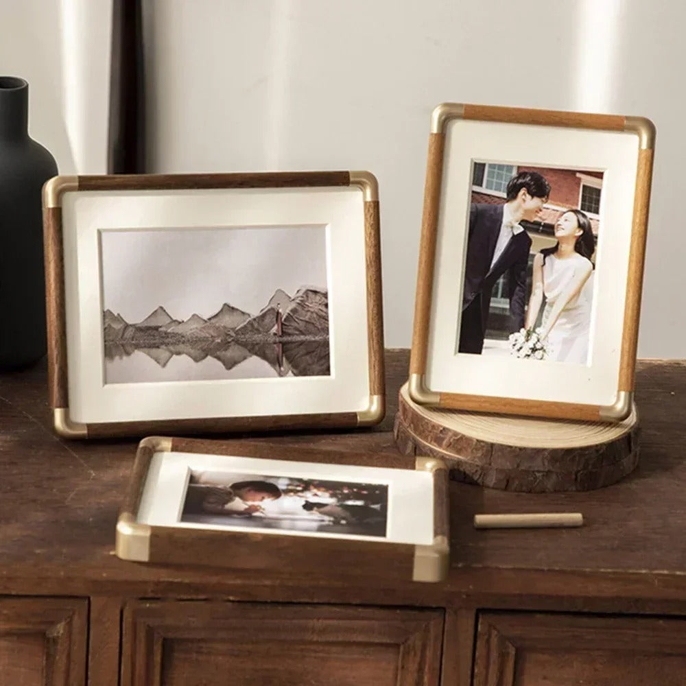 Tabletop Photo Frame | Metal Corner Caps, Wide Mount