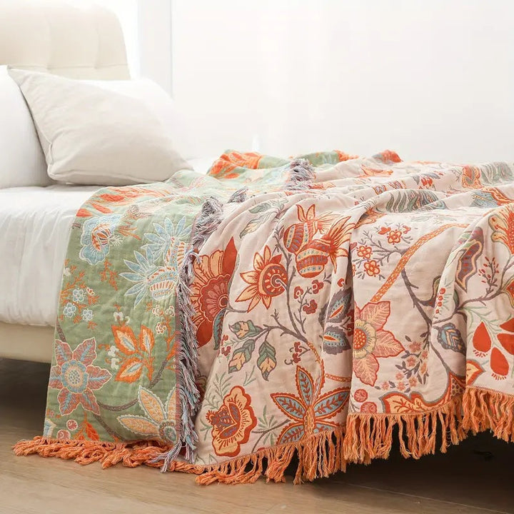 Throw Blanket Skin-Friendly Weave 150x200cm-230x250cm | Decorative Pattern | Machine-Washable, All-Season Comfort