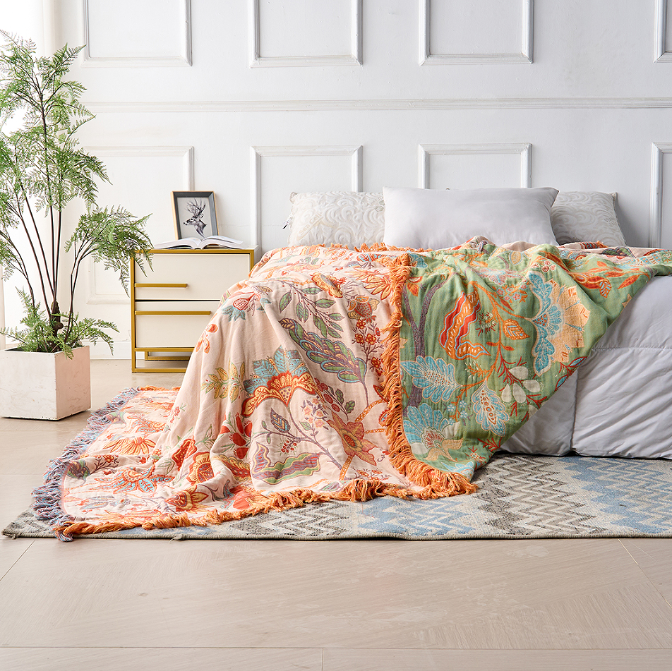 Throw Blanket Skin-Friendly Weave 150x200cm-230x250cm | Decorative Pattern | Machine-Washable, All-Season Comfort