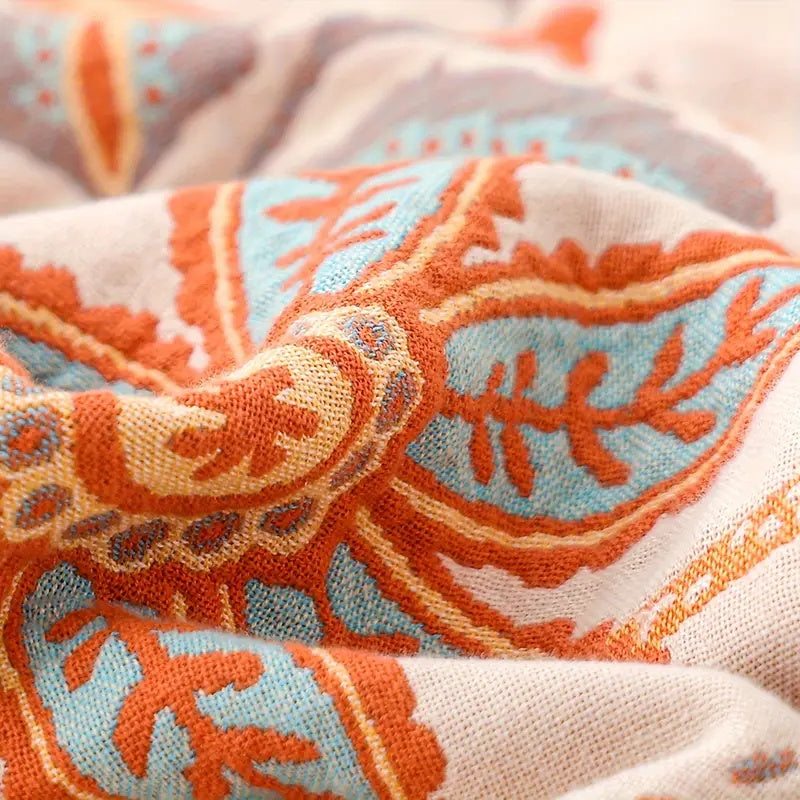 Throw Blanket Skin-Friendly Weave 150x200cm-230x250cm | Decorative Pattern | Machine-Washable, All-Season Comfort
