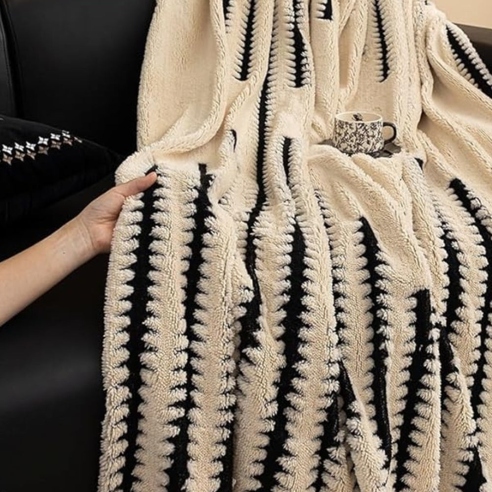 Tufted Sofa Throw Blanket, 180 x 230 cm | Non-Slip Backing, Machine Washable | Plush Cosy Cover for Sofas &amp; Sectionals